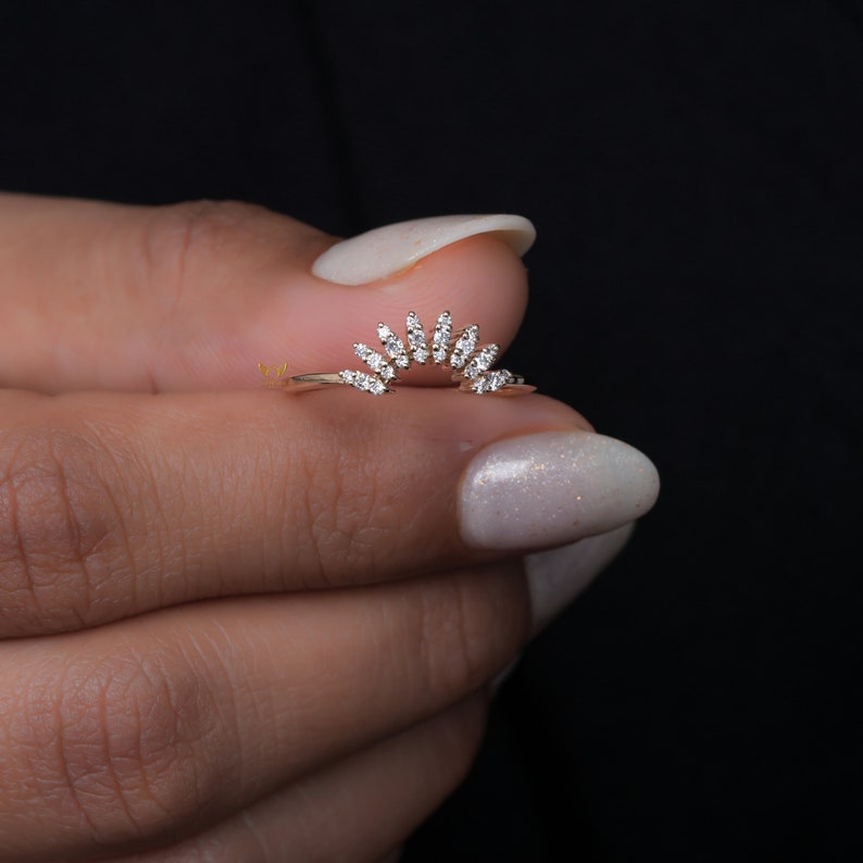 Round Lab Grown Diamond Curved Wedding Band