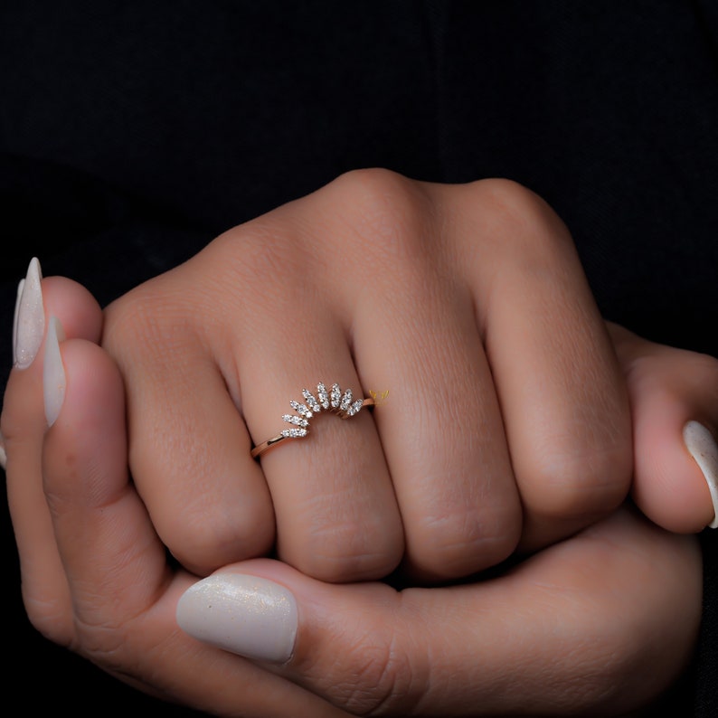 Round Lab Grown Diamond Curved Wedding Band