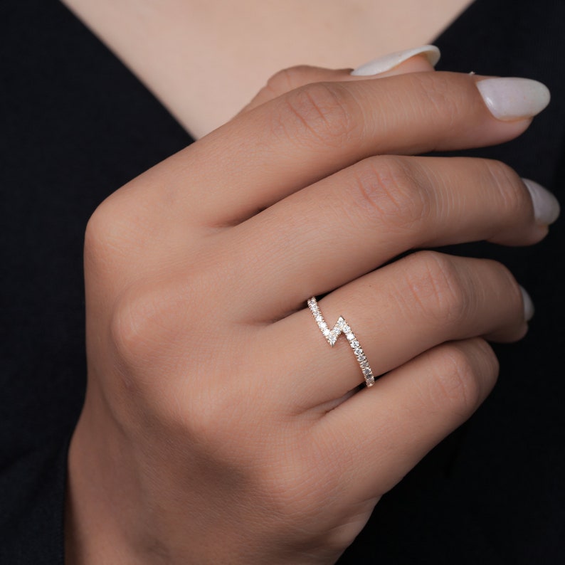 14K Gold Lab Diamond Zigzag Knuckle Ring