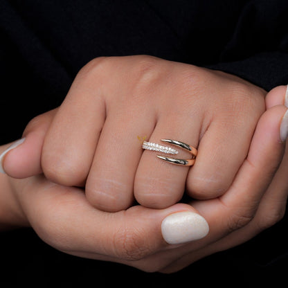 Minimalist Lab Diamond Claw Stacking Ring