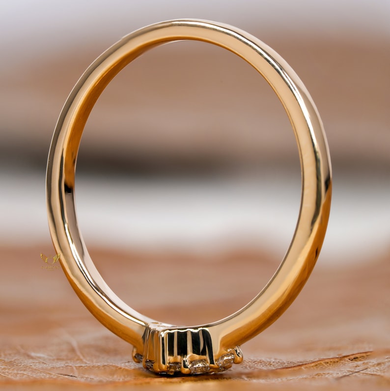 Lab Diamond Cluster Ring 14K Gold Minimalist Dainty Ring