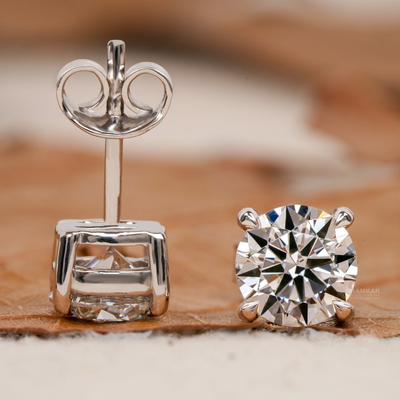 Round Lab Grown Diamond Stud Earrings,2.00 TCW Round Diamond Solitaire Studs, Screw/Push Back Studs, Earrings for Mother,Wife and Daughter