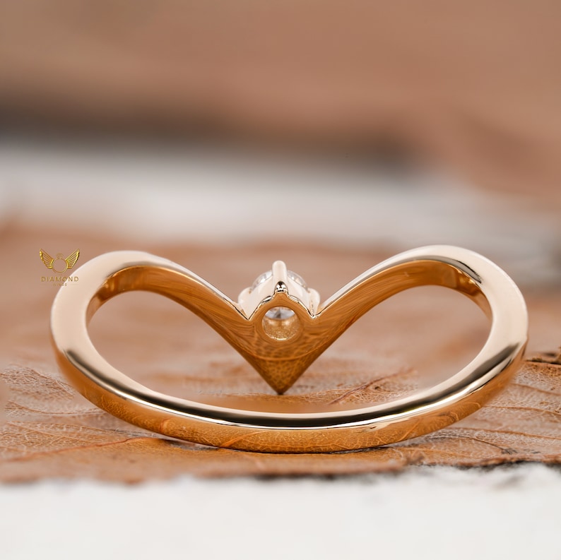 Lab Diamond Chevron Ring 14K Gold V Shape Wedding Band