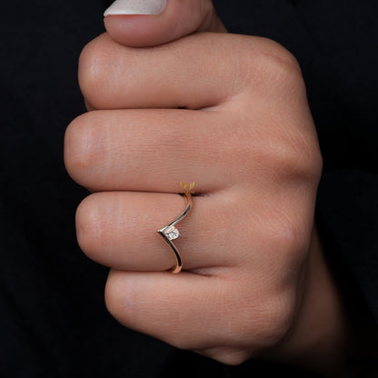 Lab Diamond Chevron Ring 14K Gold V Shape Wedding Band