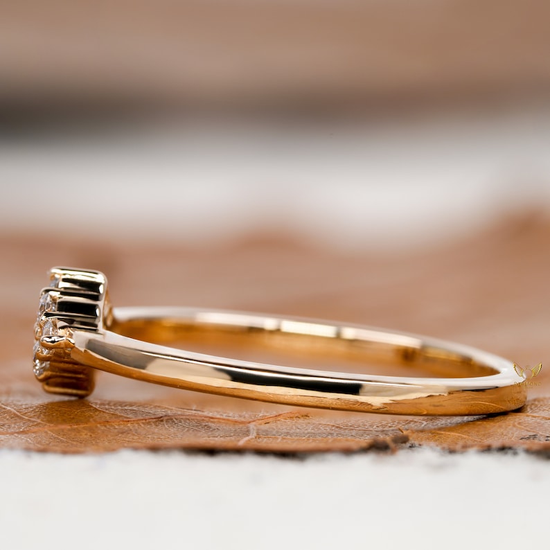 Lab Diamond Cluster Ring 14K Gold Minimalist Dainty Ring