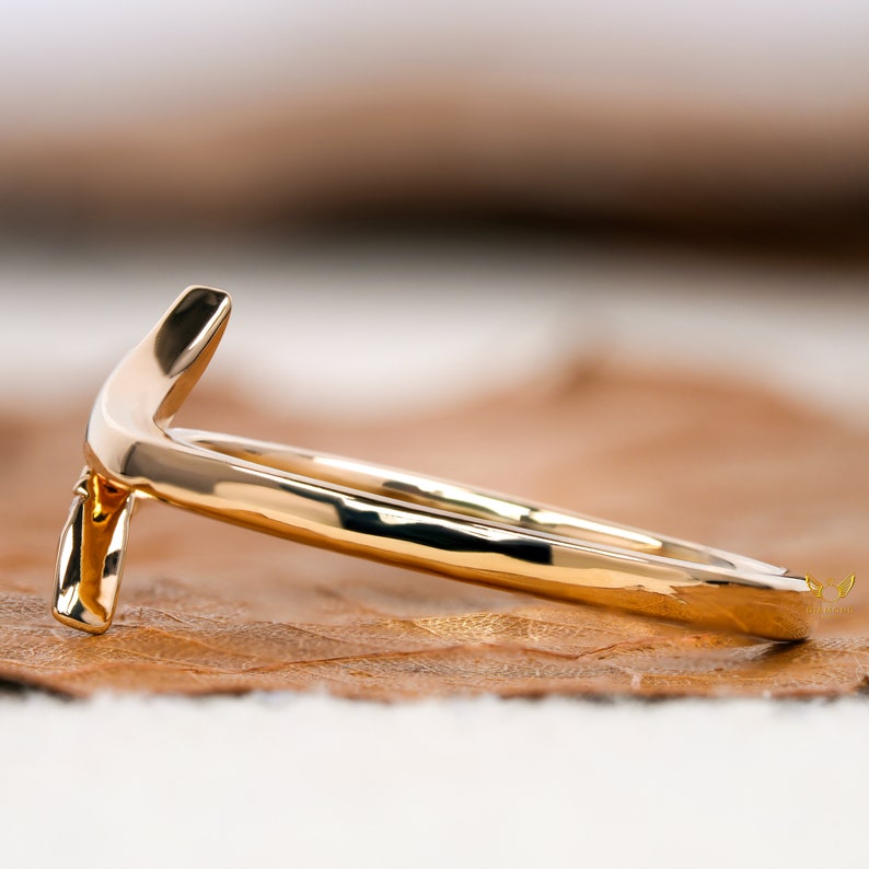 Lab Diamond Wave Bypass Ring – Minimal 14K Gold