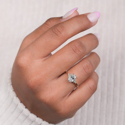 1CT Oval Cluster Lab Diamond Ring â€“ Wedding Ring for Her
