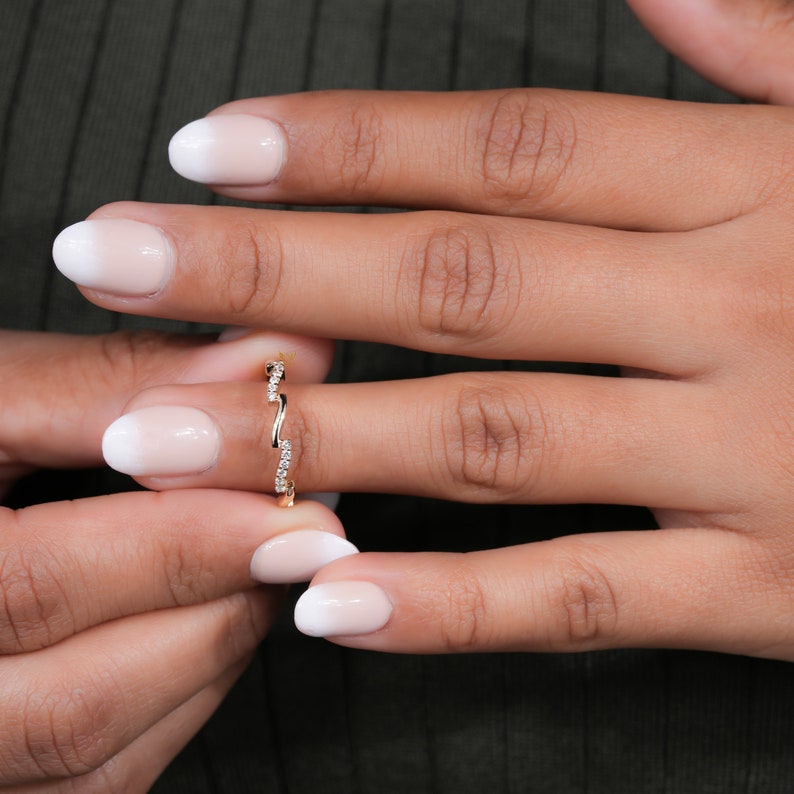 14K Gold Pave Lab Diamond Wavy Zigzag Stacking Ring
