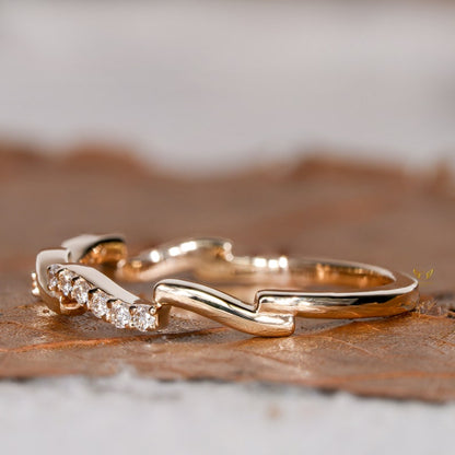 14K Gold Pave Lab Diamond Wavy Zigzag Stacking Ring