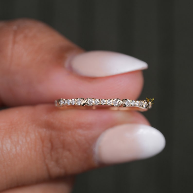 Lab Diamond Bamboo Eternity Ring – 14K Gold Minimal Stackable Band