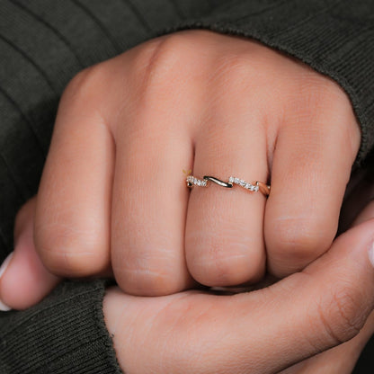 14K Gold Pave Lab Diamond Wavy Zigzag Stacking Ring