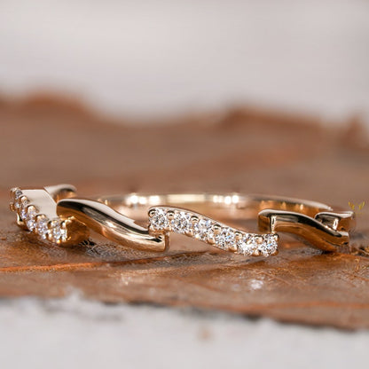 14K Gold Pave Lab Diamond Wavy Zigzag Stacking Ring