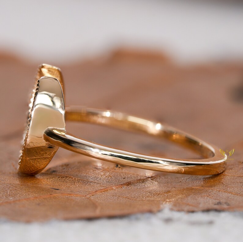 Lab Diamond Crescent Moon Ring | 14K Gold Dainty Stacking Ring