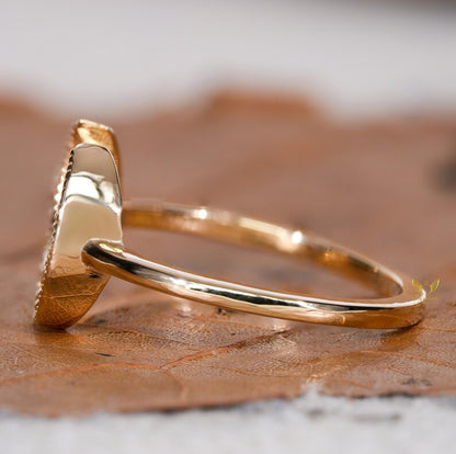 Lab Diamond Crescent Moon Ring | 14K Gold Dainty Stacking Ring