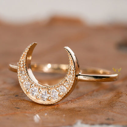 Lab Diamond Crescent Moon Ring | 14K Gold Dainty Stacking Ring