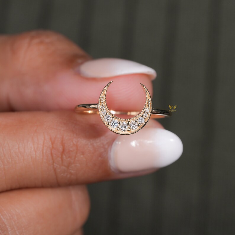 Lab Diamond Crescent Moon Ring | 14K Gold Dainty Stacking Ring