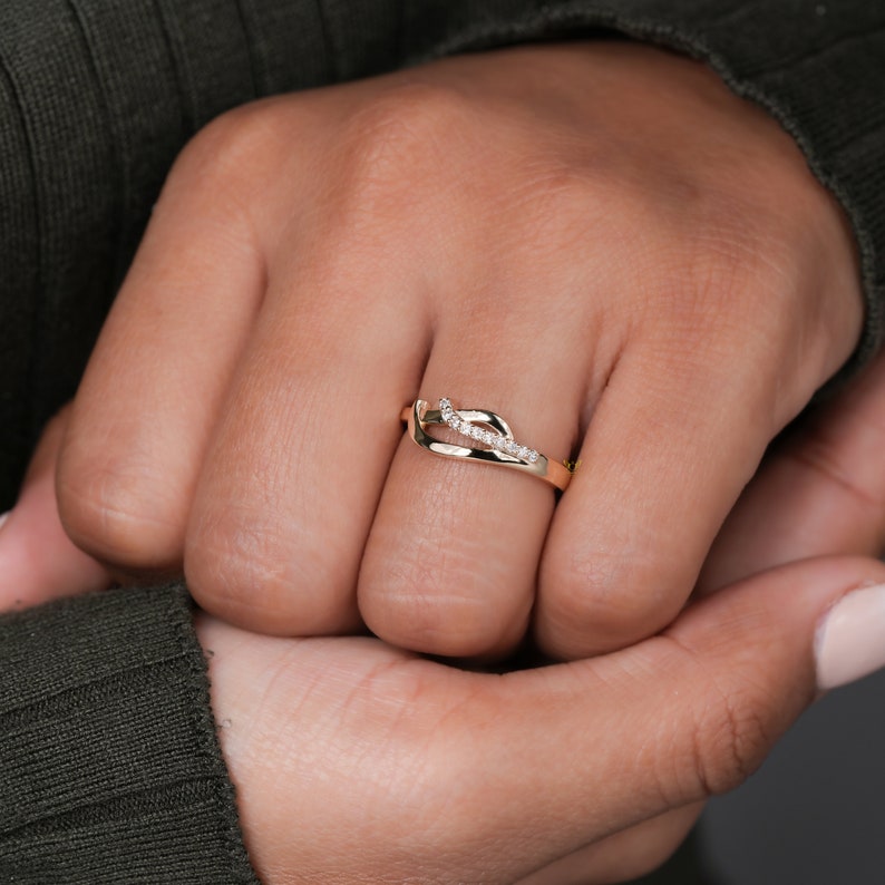 Minimalist Diamond Crossover Ring, Pave Overlap Wedding Ring for Women