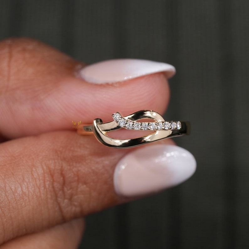 Minimalist Diamond Crossover Ring, Pave Overlap Wedding Ring for Women