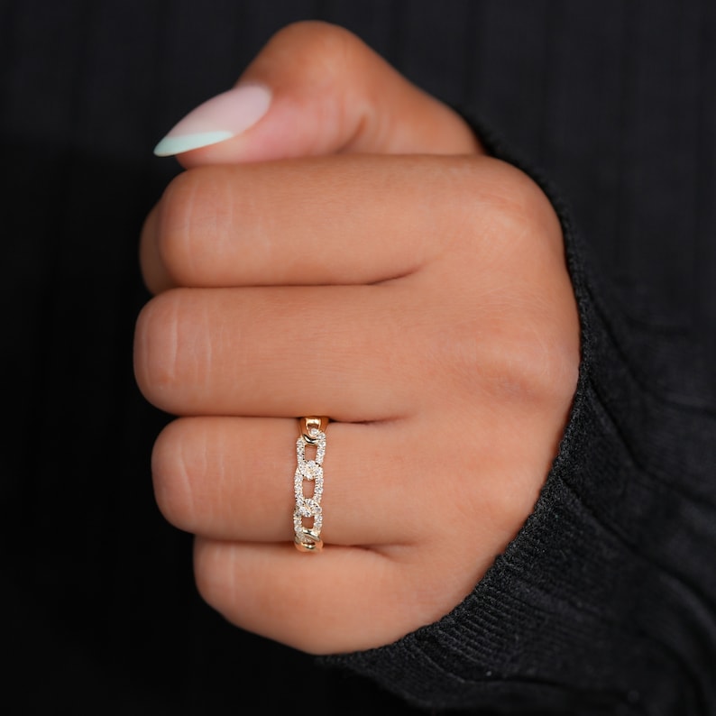 Round Lab Diamond Pave Chain Ring – 14K Gold Cuban Link Everyday Band