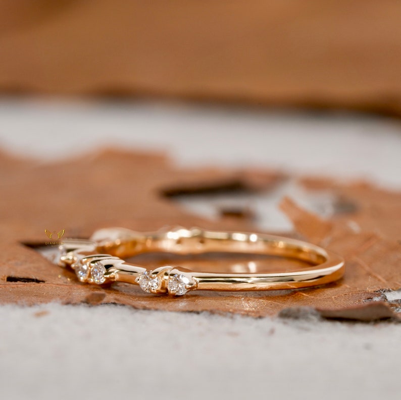 Round Lab Diamond Bubble Band – 14K Gold Stackable Ring
