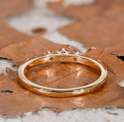 14K Gold Lab Grown Diamond 7-Stone Wedding Ring