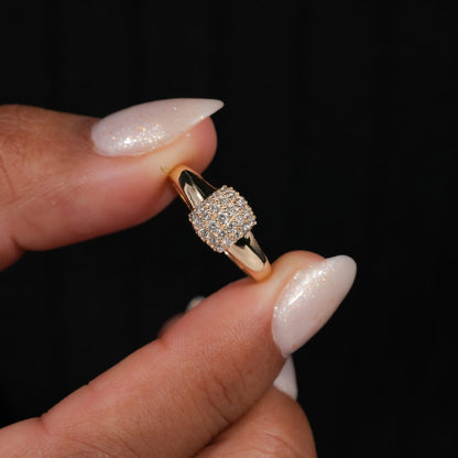 Lab Grown Diamond Signet Ring – 14K Gold Pave Minimal Ring