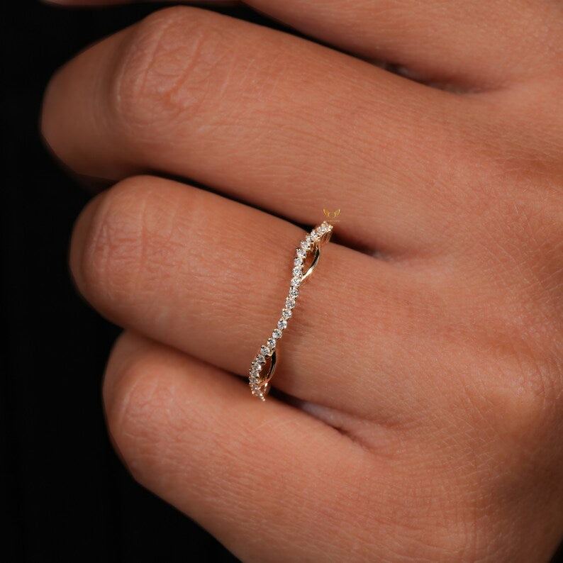 14K Gold Lab Grown Diamond Thin Wavy Stacking Ring