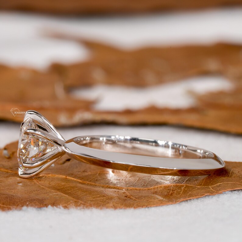 Round Lab Diamond solitarire Engagement Ring