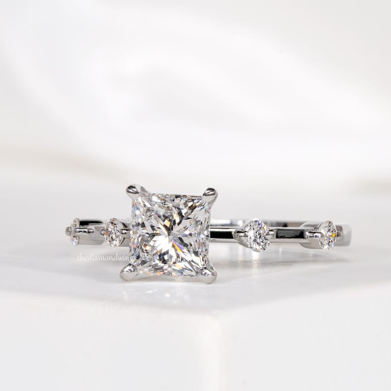 1.00 Ct Princess Cut Lab Grown Diamond Engagement & Wedding Ring