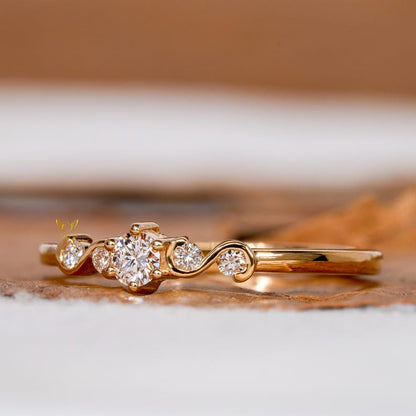 5 Stone Lab Diamond Ring – Minimalist Gold Wedding Band