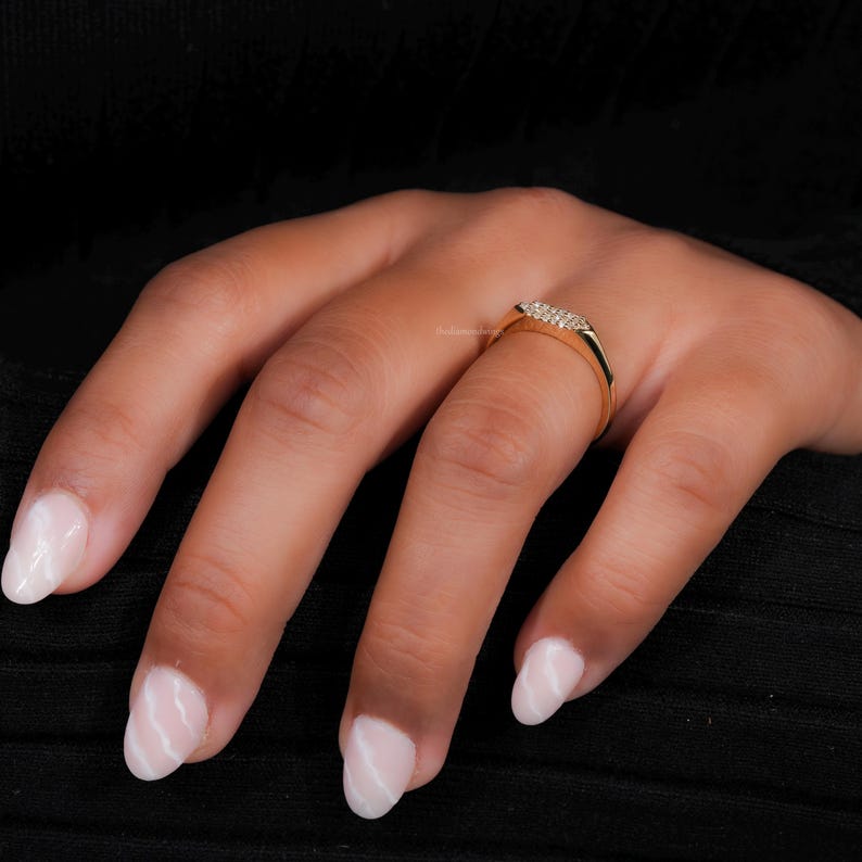 Lab Grown Diamond Pave Signet Ring – 14K Gold Minimal Pinky Ring