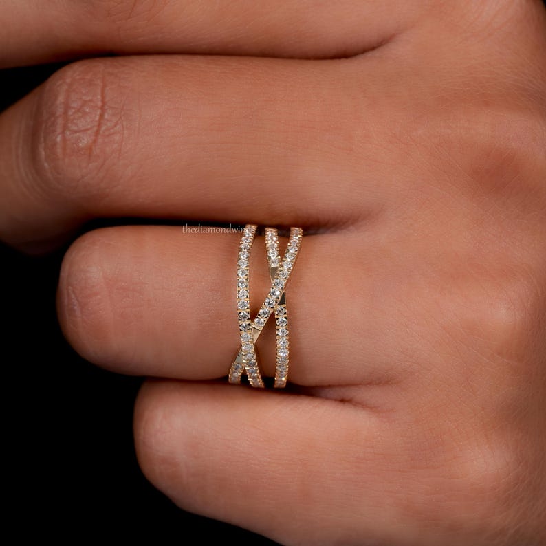 Crossover Lab Diamond Wedding Band 14K Gold Stackable Ring