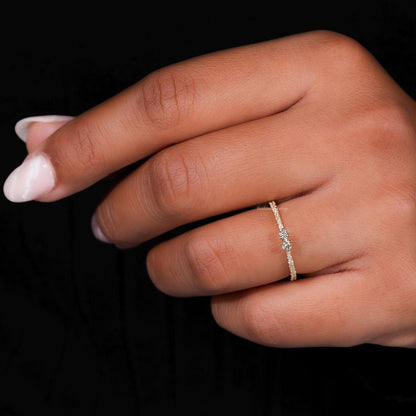 Round Toi et Moi Lab Grown Diamond Ring – 14K Gold Pave Band