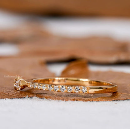 Round Toi et Moi Lab Grown Diamond Ring – 14K Gold Pave Band