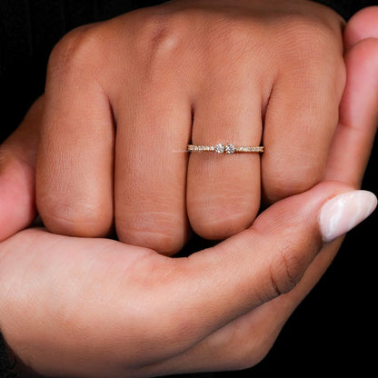 Round Toi et Moi Lab Grown Diamond Ring – 14K Gold Pave Band