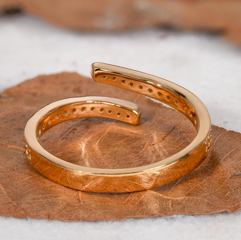 Lab Diamond Bypass Wrap Ring – 14K Gold Minimal Stackable Ring