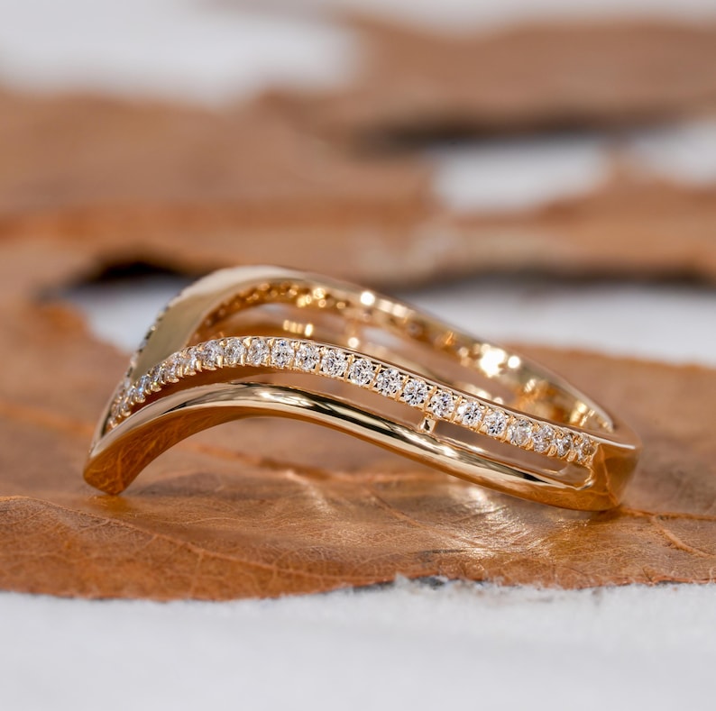Lab Diamond Double Chevron Band – 14K Gold V Shape Ring