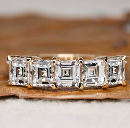 CarrÃ© Lab Diamond Five-Stone Ring, Solid Gold Stackable Band