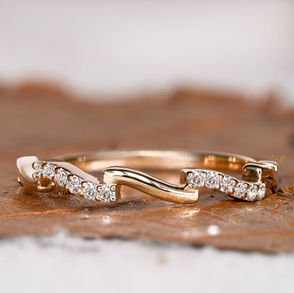 14K Gold Pave Lab Diamond Wavy Zigzag Stacking Ring