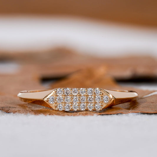 Lab Grown Diamond Pave Signet Ring – 14K Gold Minimal Pinky Ring