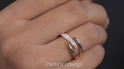 Minimalist Lab Diamond Claw Stacking Ring