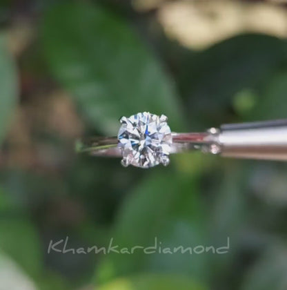Round Lab Grown Diamond Solitaire Ring – Yellow Gold