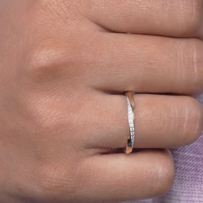 14K Gold Lab Grown Diamond Twist Pave Mobius Wedding Band