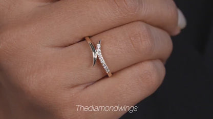 Lab Diamond Wave Bypass Ring – Minimal 14K Gold